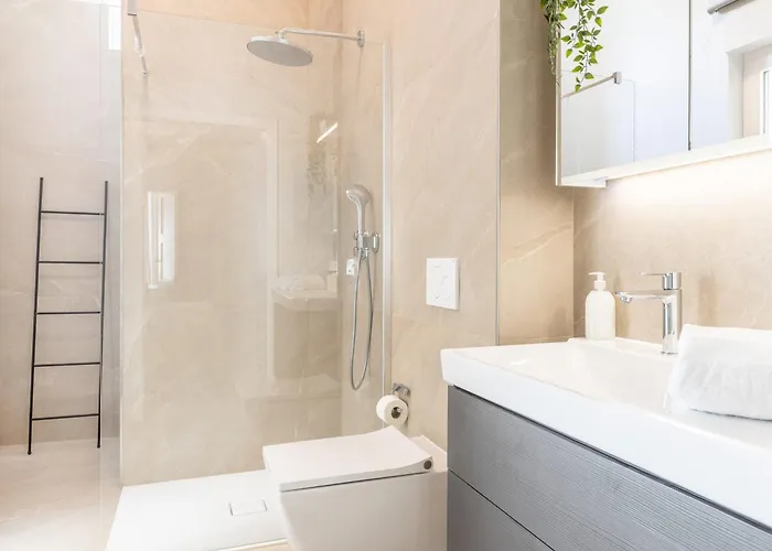 Elegant In Limpertsberg Near Center Apartment Luxemburg