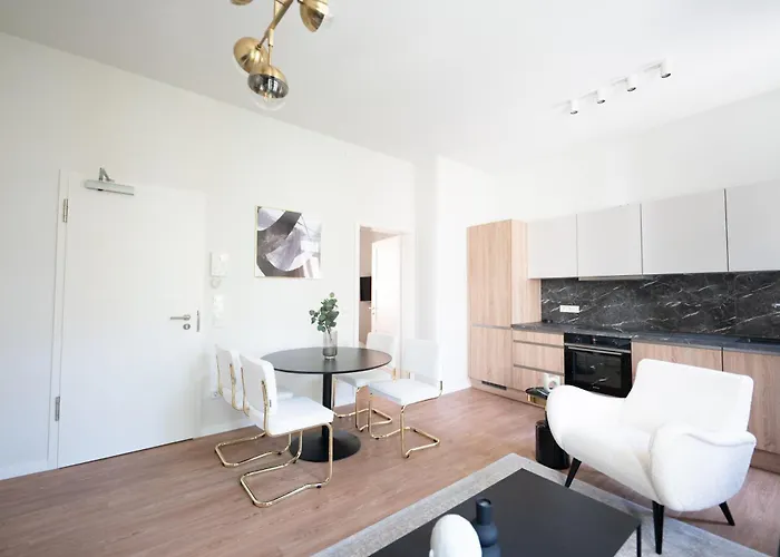 Elegant In Limpertsberg Near Center Apartment *