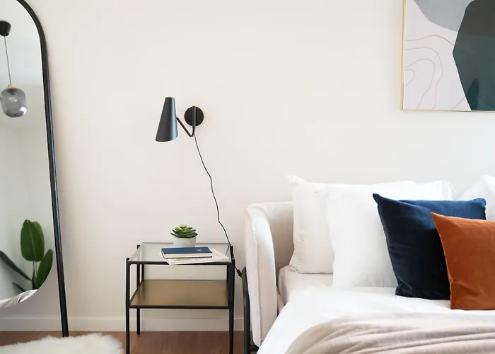 Elegant In Limpertsberg Near Center